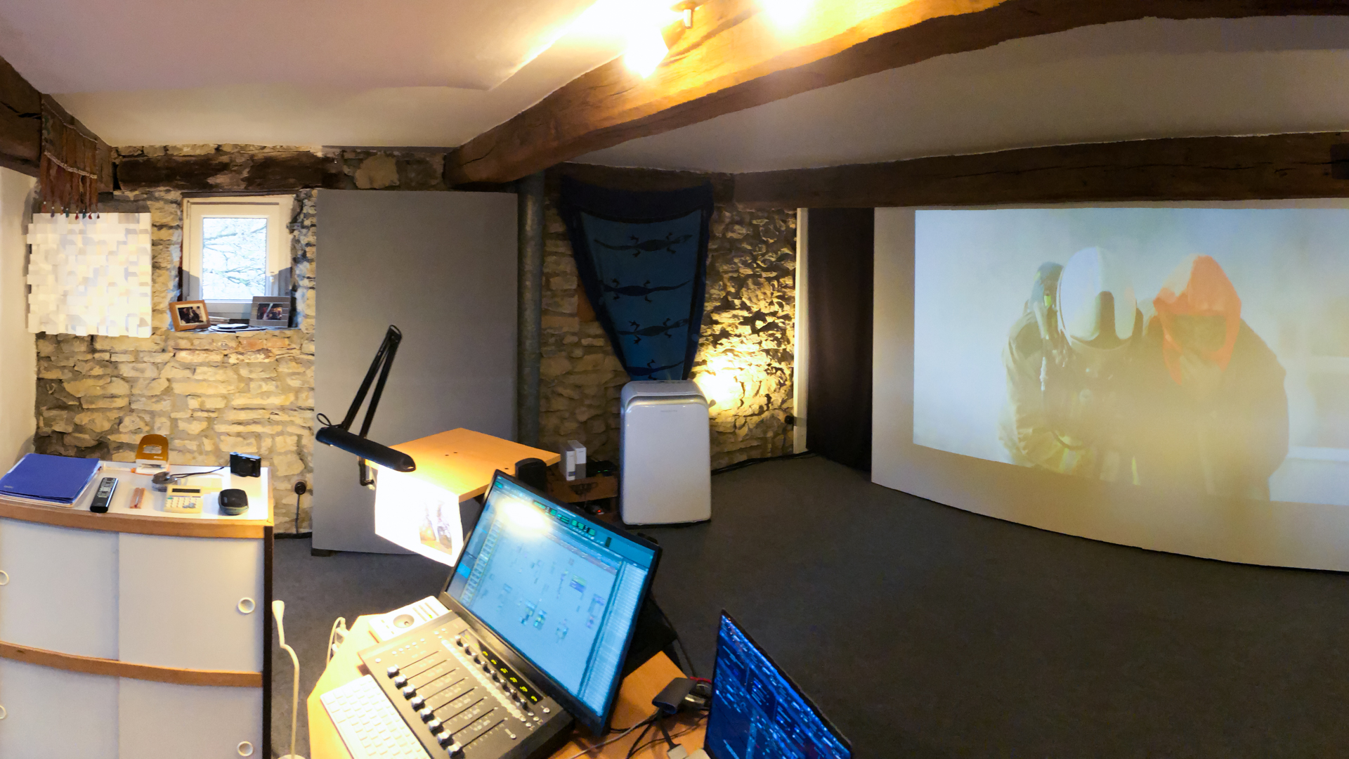 Studio Image
